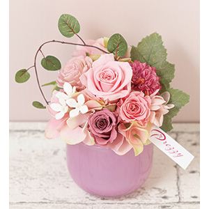 Flowers to Tokyo – Roses & Hydrangea Arrangement