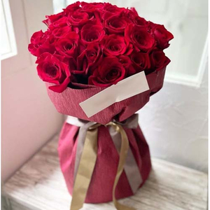 Two Dozen Red Roses Delivery Tokyo