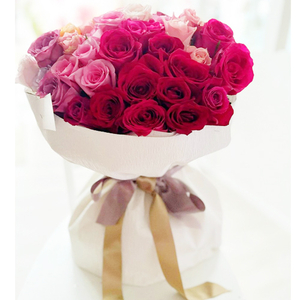 Japan Flower Delivery Tokyo | 24 Mixed Roses Bouquet