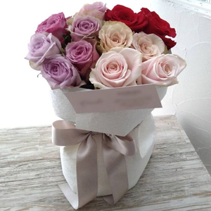Online Flower Delivery Japan | 12 Mix Roses Bouquet