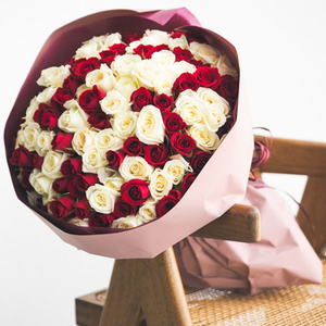 Florists in Tokyo Japan – 100 Mix-Color Roses Bouquet