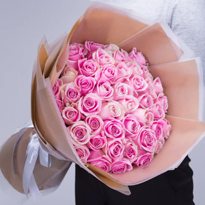Tokyo Florist - 50 Pink Roses