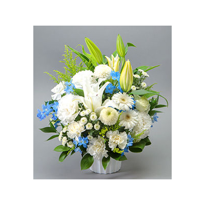 Tokyo Flower Shop | Ultramarine Gunjo Arrangement