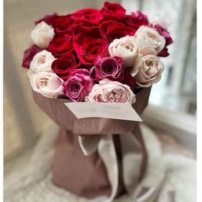 2 Dozen Mixed Roses Bouquet | Flower of Tokyo
